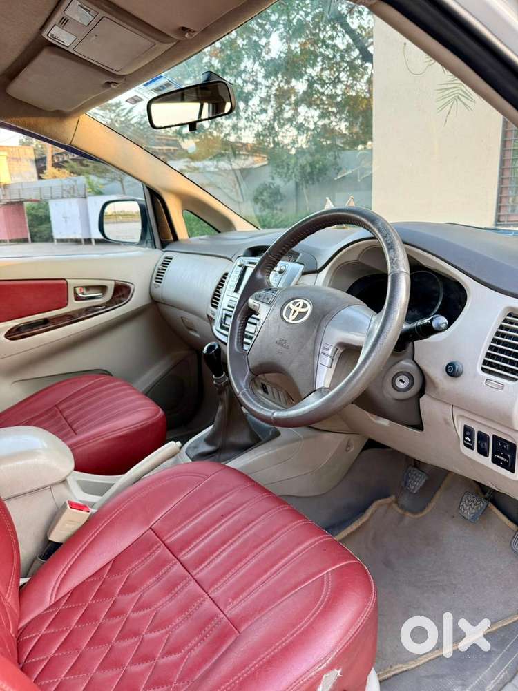Toyota Innova 2.5 V 7 Str, 2013, Diesel