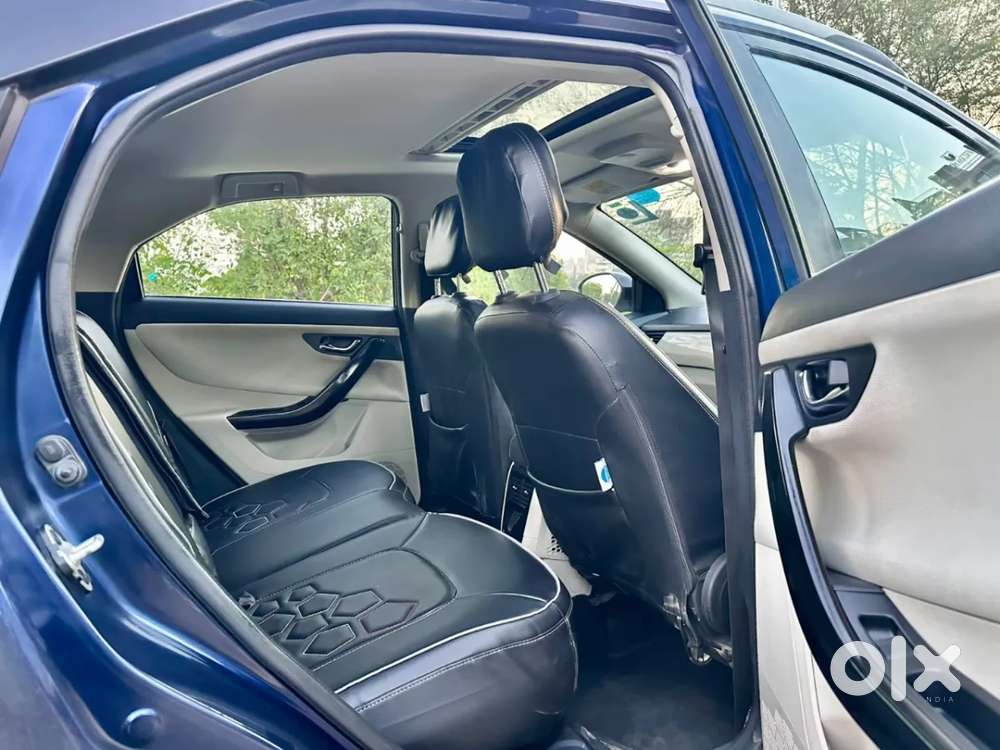 Tata Nexon 1.2 Revotron Xza Plus Premium, 2022, Petrol