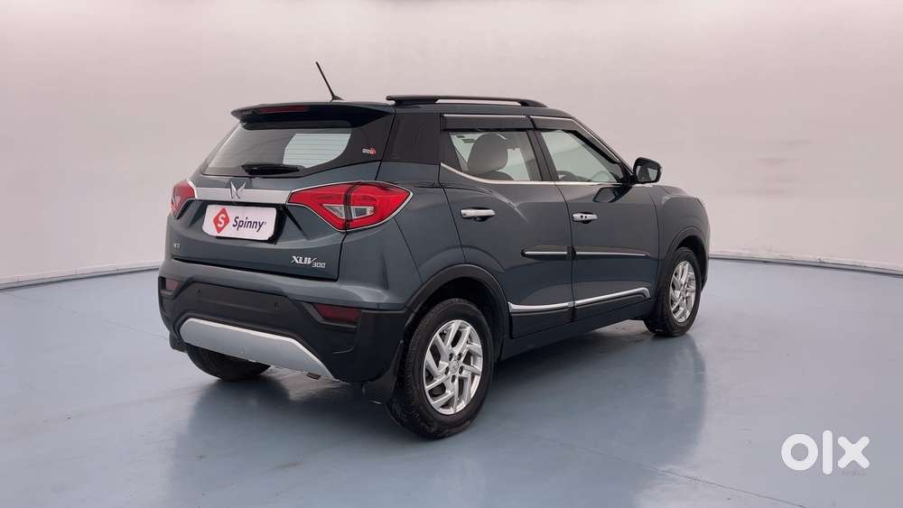 Mahindra Xuv300 W8 Diesel, 2023, Diesel