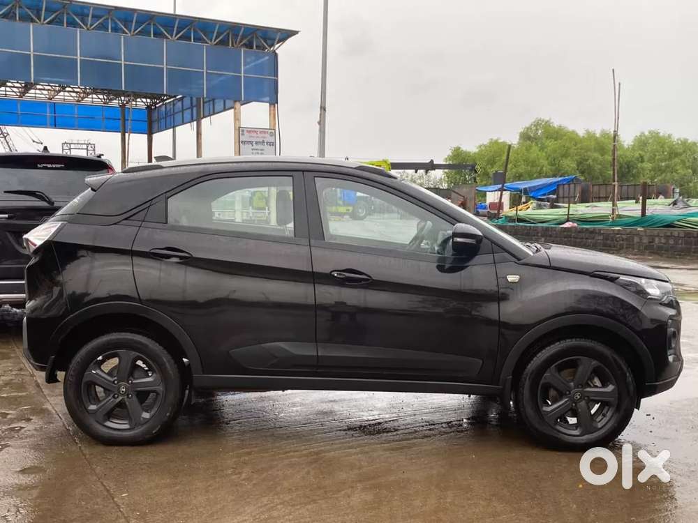 Tata Nexon EV XZ Plus dark edition, 2022, Electric - Photo 3