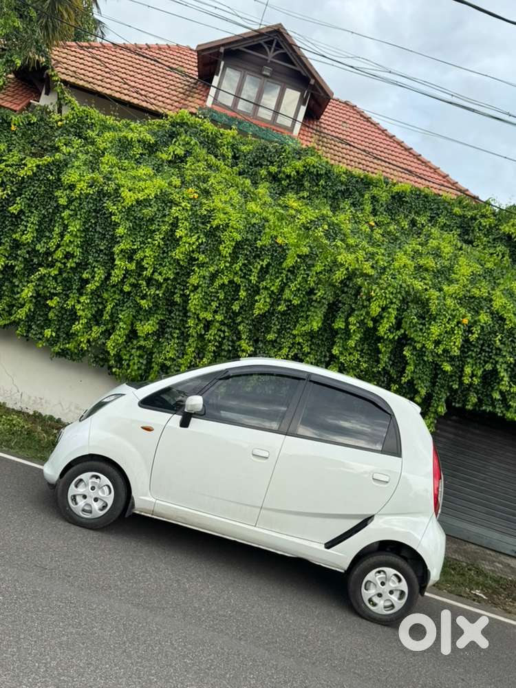 Tata Nano Genx 2016