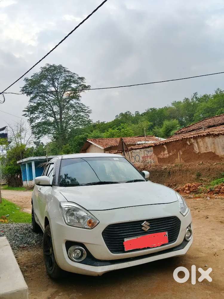 Maruti Suzuki Swift Vxi 2021
