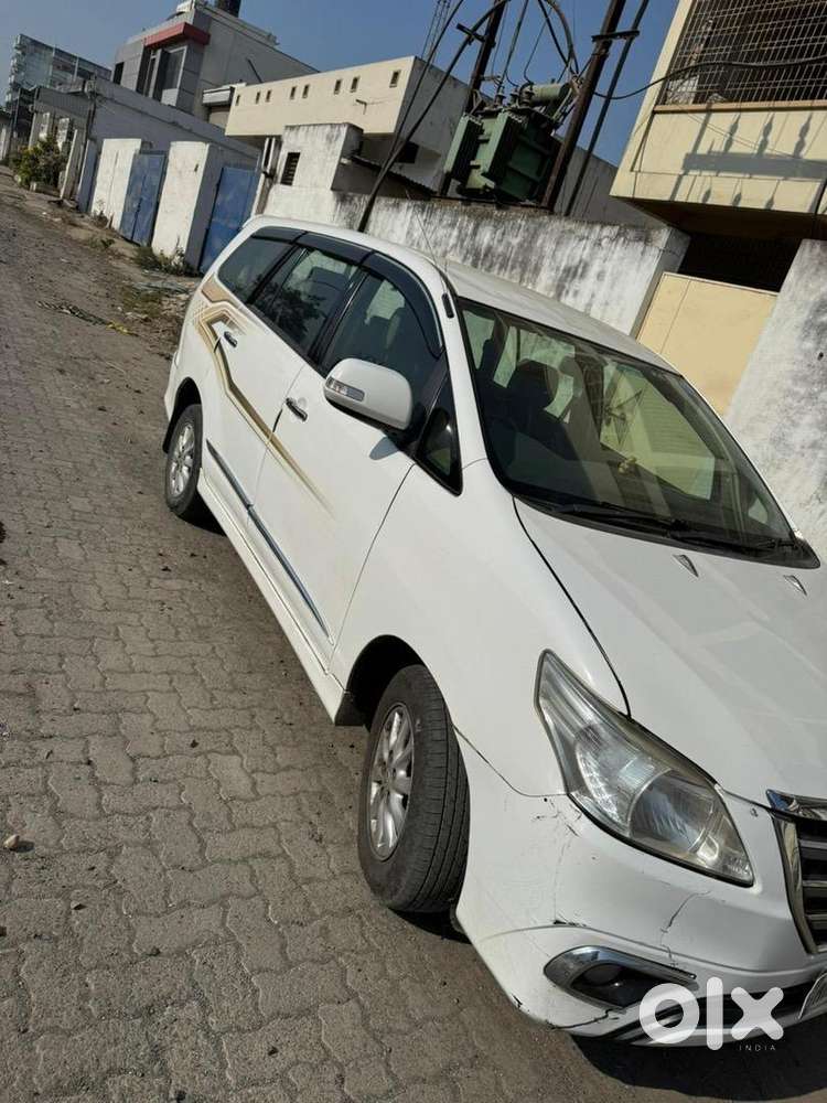 Toyota Innova 2014 Diesel Well Maintained