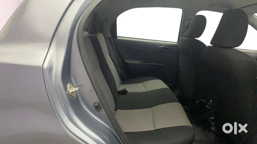 Toyota Etios Liva G, 2013, Petrol