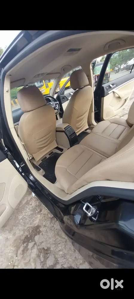 Skoda Laura 2.0 Ambiente 2011