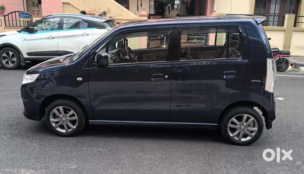 Maruti Suzuki Wagon R Vxi 1.0, 2018, Petrol