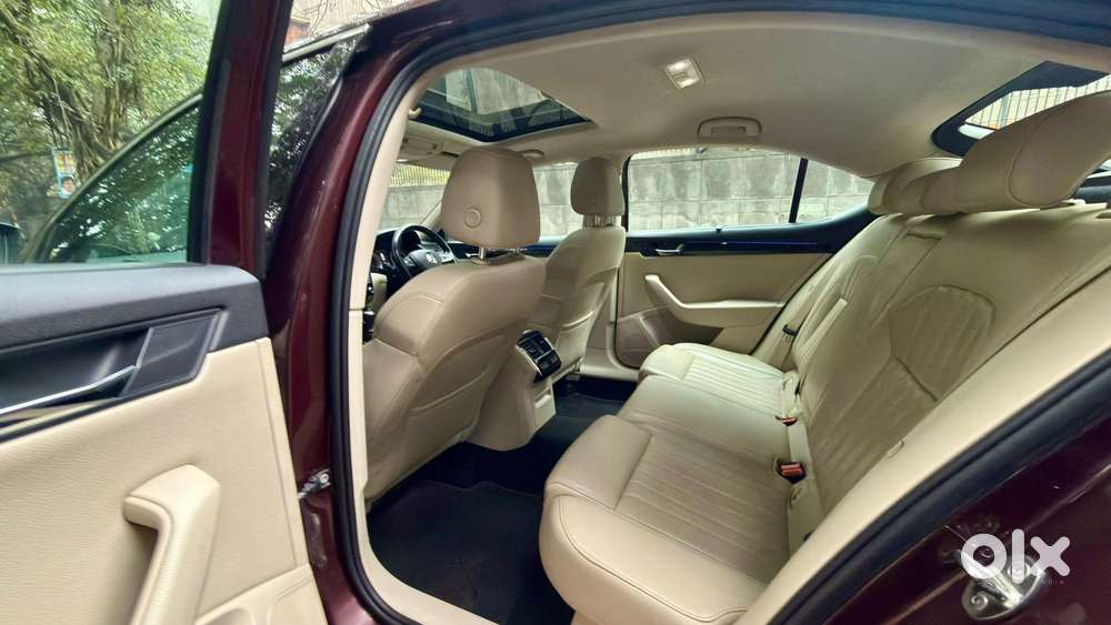 Skoda Superb Lk 1.8 Tsi At, 2016, Petrol