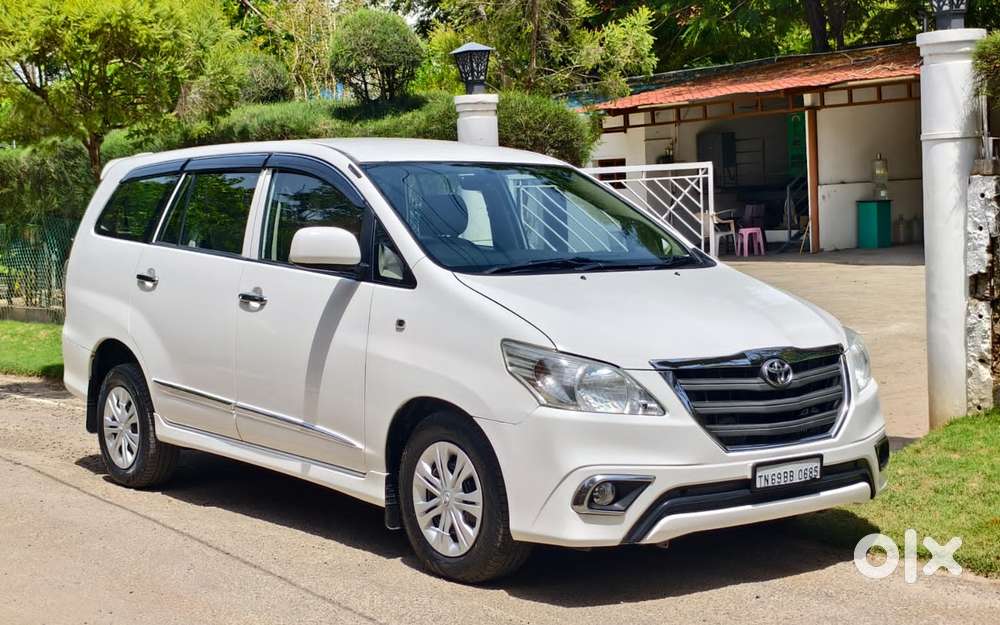 Toyota Innova 2.5 G (diesel) 7 Seater Bs Iv, 2016, Diesel