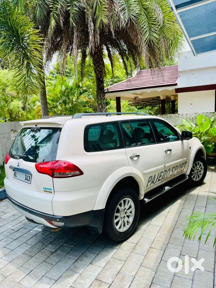 Mitsubishi Diesel Automatic 2015 Car