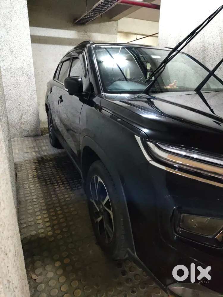 Black Toyota Hyryder 2023 Petrol Well Maintained