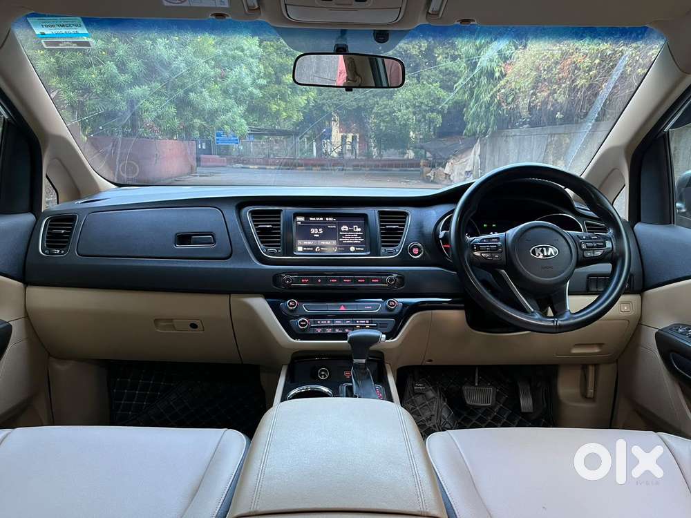 Kia Carnival Premium 8 Str, 2021, Diesel