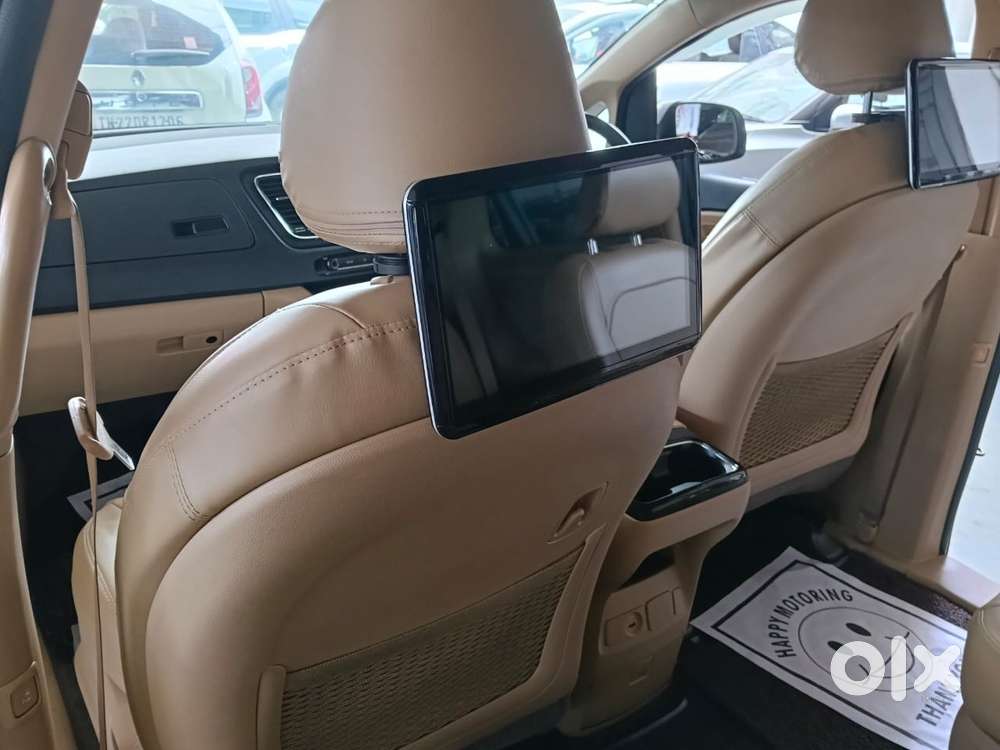 Kia Carnival Premium, 2020, Petrol