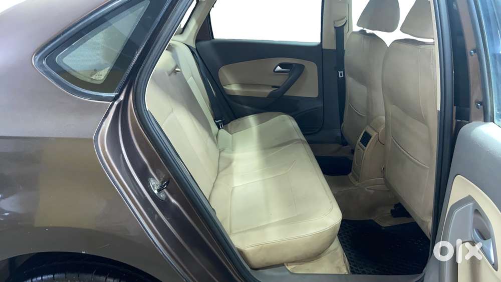Volkswagen Vento 2013-2015 1.6 Highline, 2016, Petrol