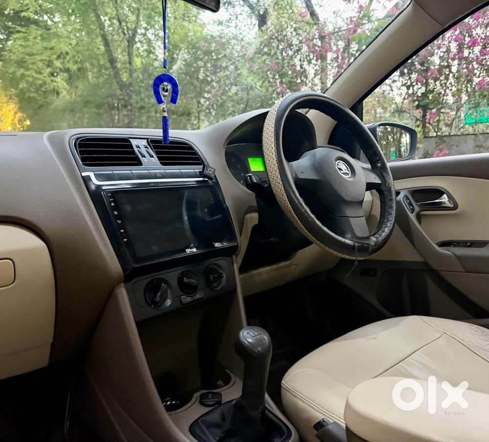 Skoda Rapid, 2013, Petrol