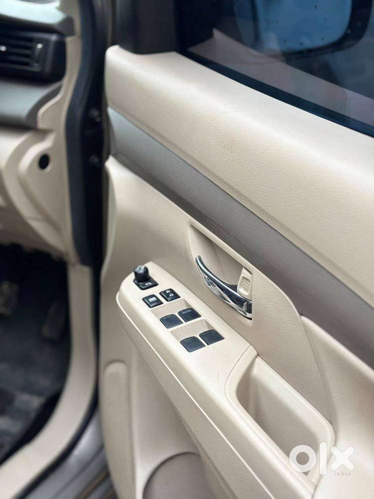 Maruti Suzuki Ertiga Vxi (o) Cng, 2024, Petrol