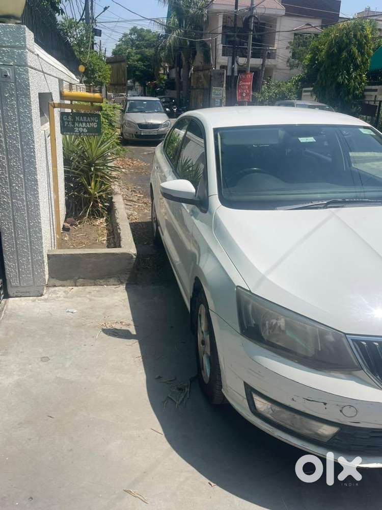 Skoda Rapid 2017 Diesel At Well Maintained