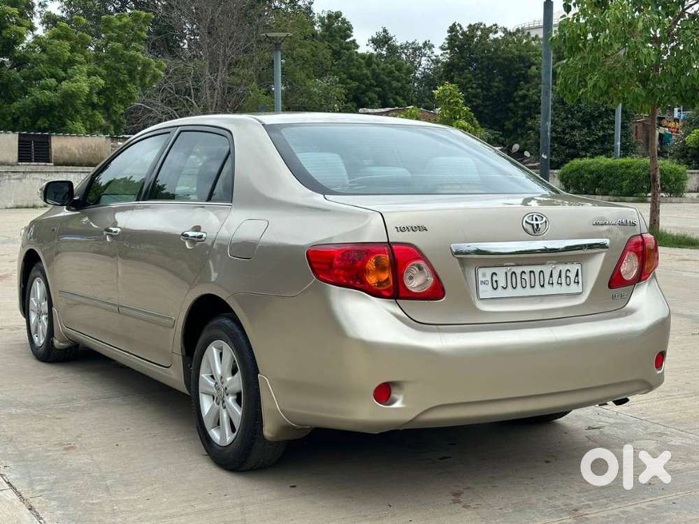 Toyota Corolla Altis 1.8 G Cng, 2010, Cng & Hybrids