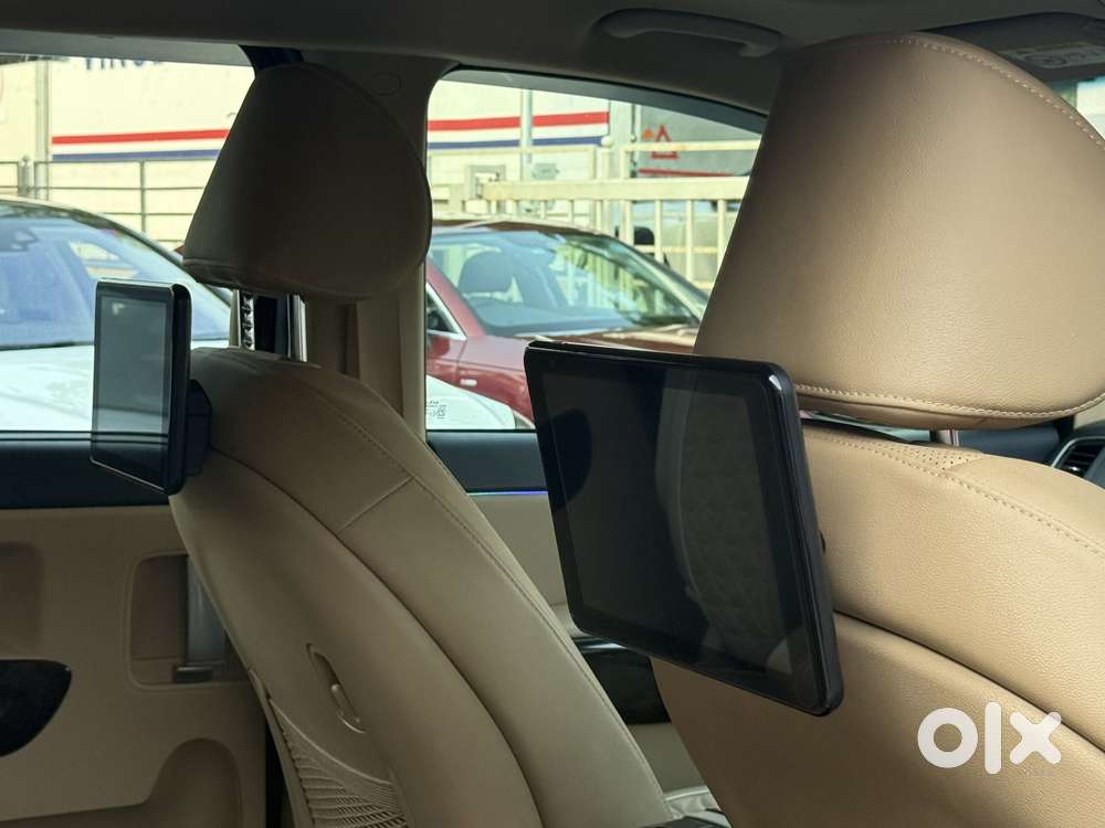 Kia Carnival Limousine Plus 7 Str, 2023, Diesel