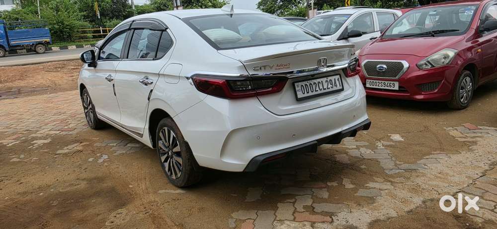 Honda City Zx Petrol Mt, 2023, Petrol