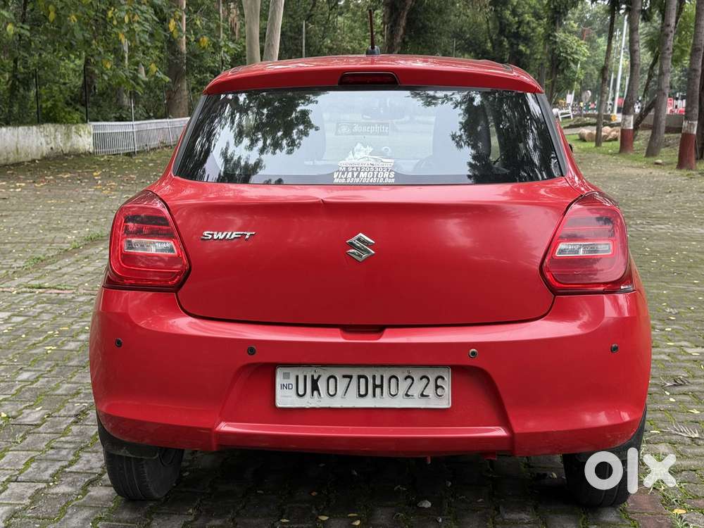 Maruti Suzuki Swift Amt Zxi, 2018, Petrol