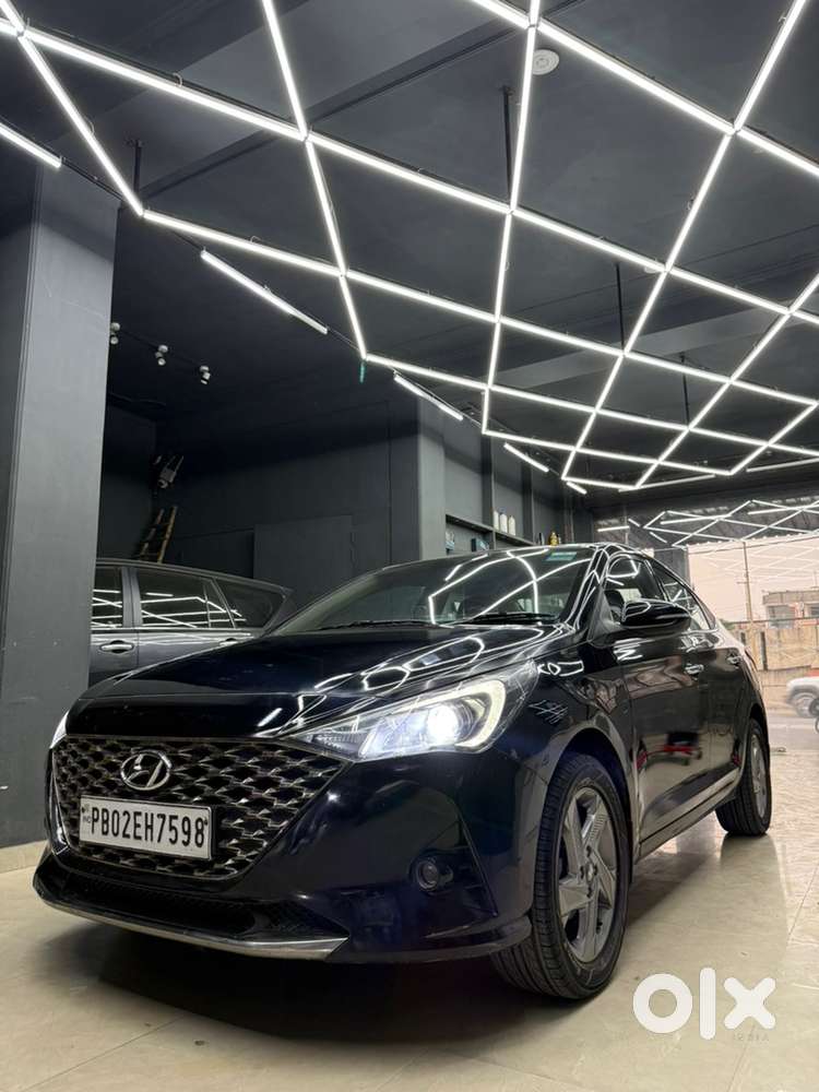 Hyundai Verna Petrol Mt 2022 All Original Car With 1 Year Gaurantee