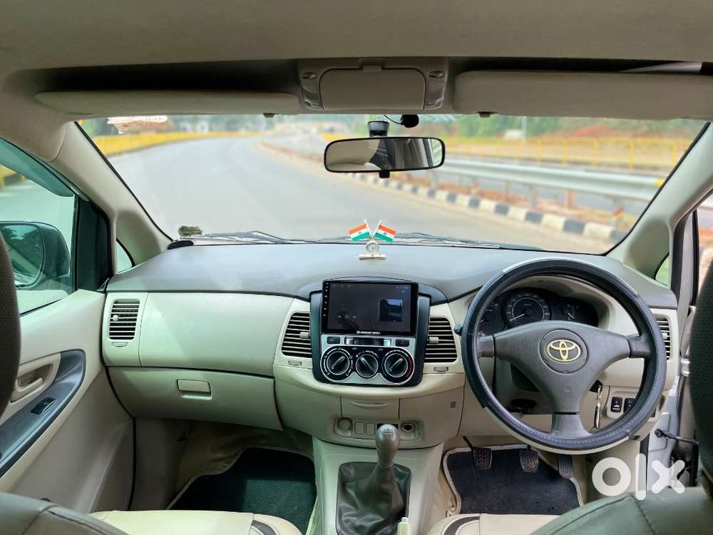 Toyota Innova G 2.5 2009 Model