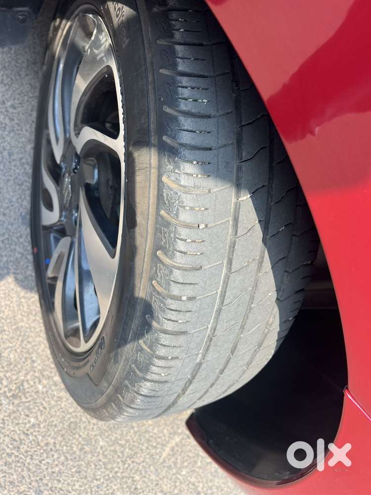 Maruti Suzuki Baleno 1.2 Zeta At, 2019, Petrol