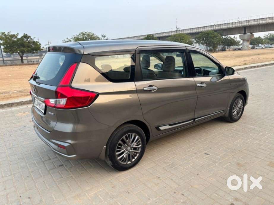 Maruti Suzuki Ertiga Zxi At Petrol, 2021, Petrol
