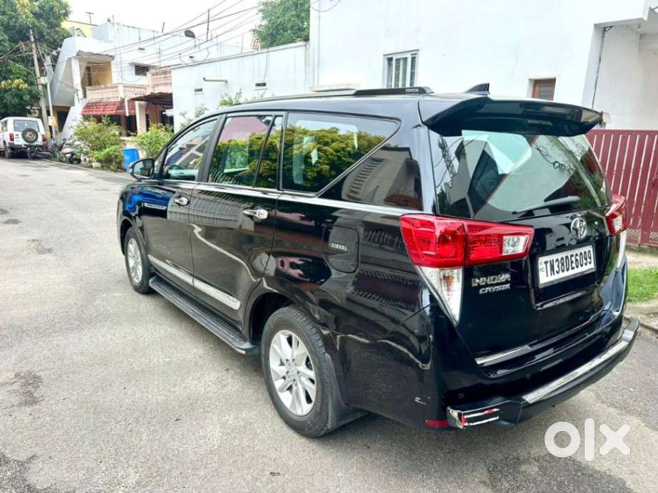 Toyota Innova Crysta 2.4 Gx Mt, 2023, Diesel