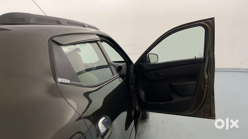 Renault Kwid 2019-ongoing 1.0 Rxt Amt (o), 2017, Petrol