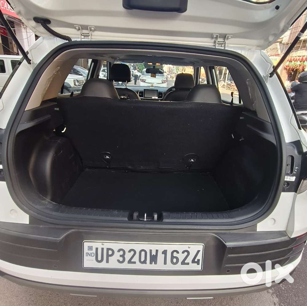 Hyundai Venue 1.2 S Plus, 2025, Petrol