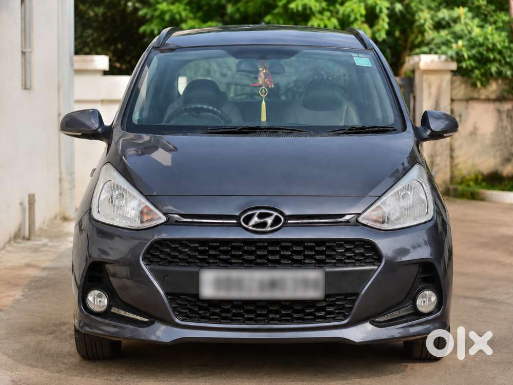 Hyundai Grand I10 Asta Petrol 2017  Only 32,576 Km Driven