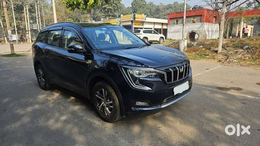 Mahindra Xuv700 2.2 Ax 5 Diesel At Str, 2023, Diesel