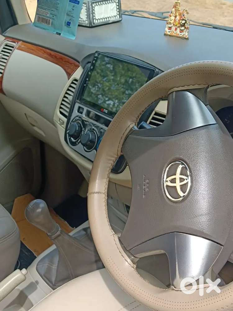 Toyota Innova 2.5 G2 2015
