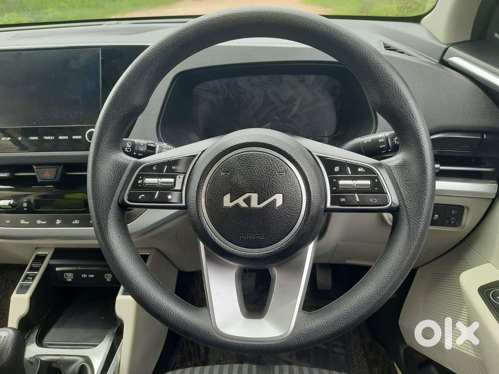 Kia Carens 1.5 Prestige Plus 7 Str Imt, 2023, Petrol