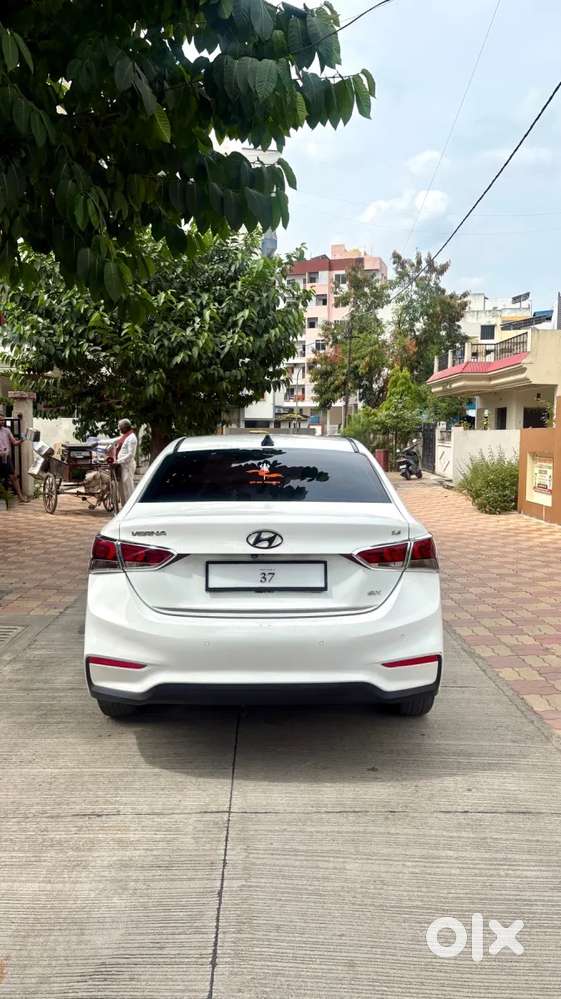 Hyundai Verna 1.6 Sx (o) At Anniversary Edition Vtvt, 2018, Petrol