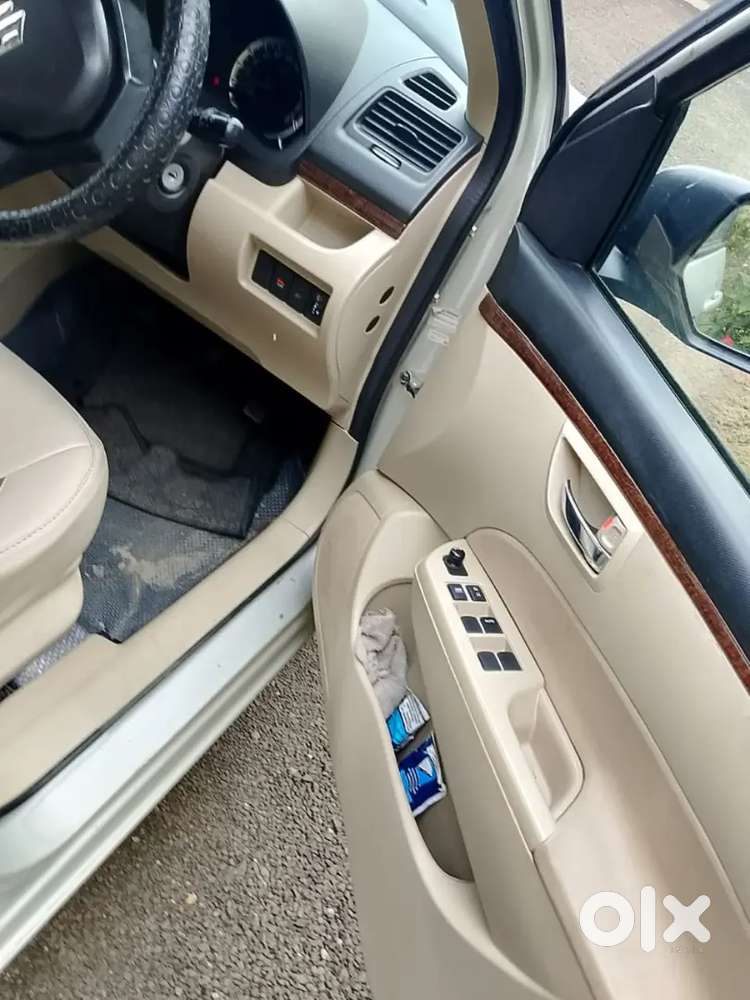 Maruti Suzuki Dzire 2014 Petrol 64000 Km Driven