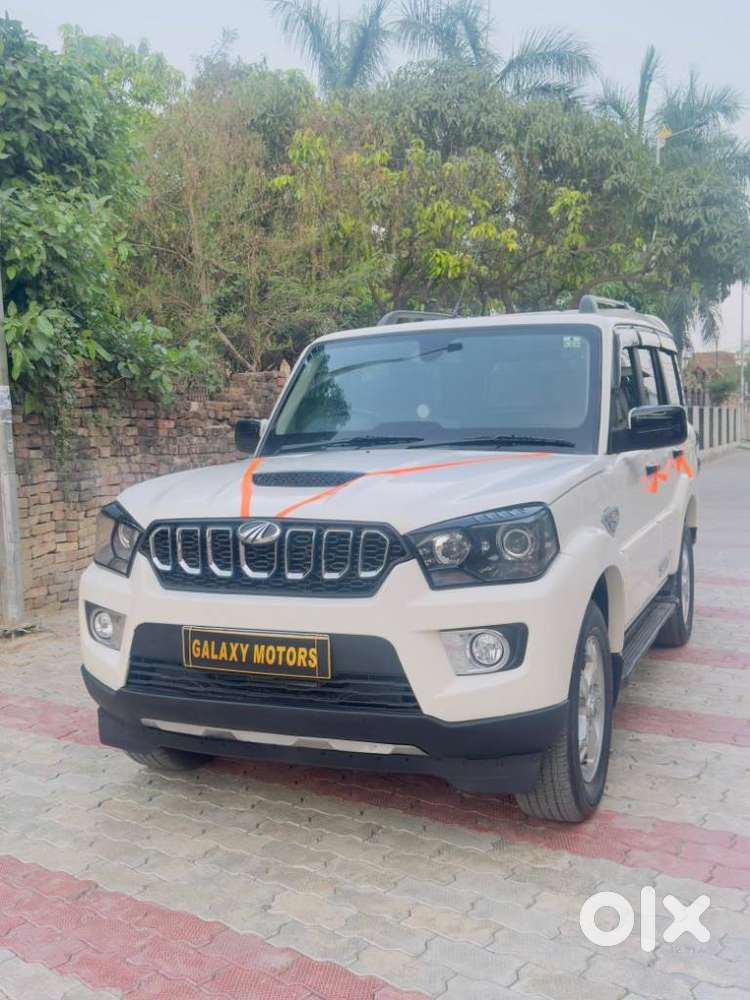 Mahindra Scorpio S10, 2015, Diesel