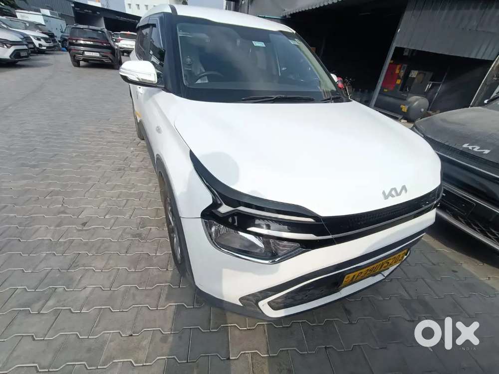 Kia Carens 2024 Diesel 97000 Km Driven With 1.25l Business Opportunity
