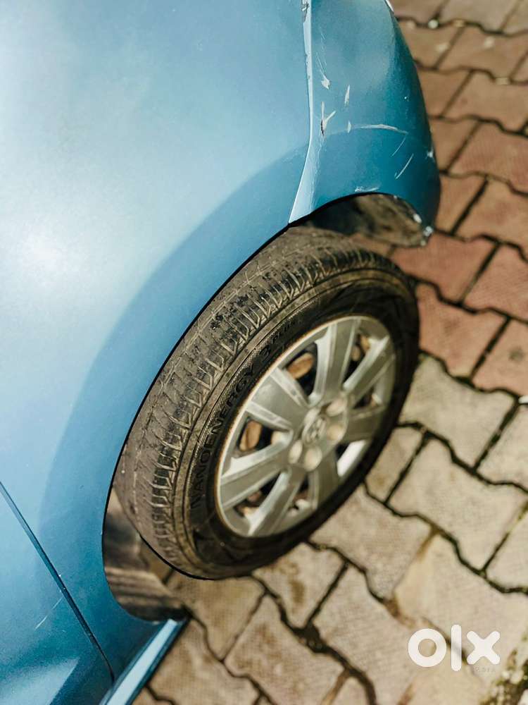Volkswagen Polo Cng & Hybrids Well Maintained
