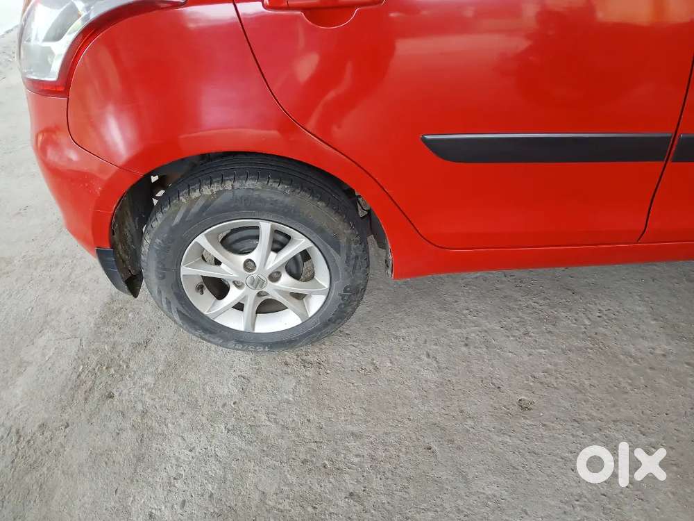 Maruti Suzuki Swift 2015