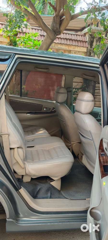 Toyota Innova 2.5 V 7 Str, 2014, Diesel