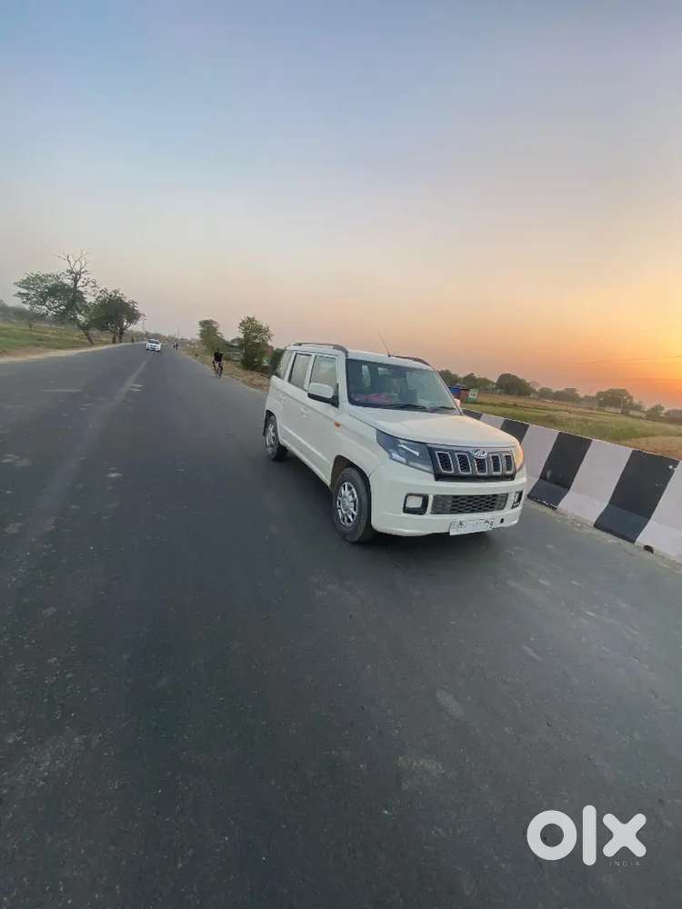 Mahindra Tuv 300 2020