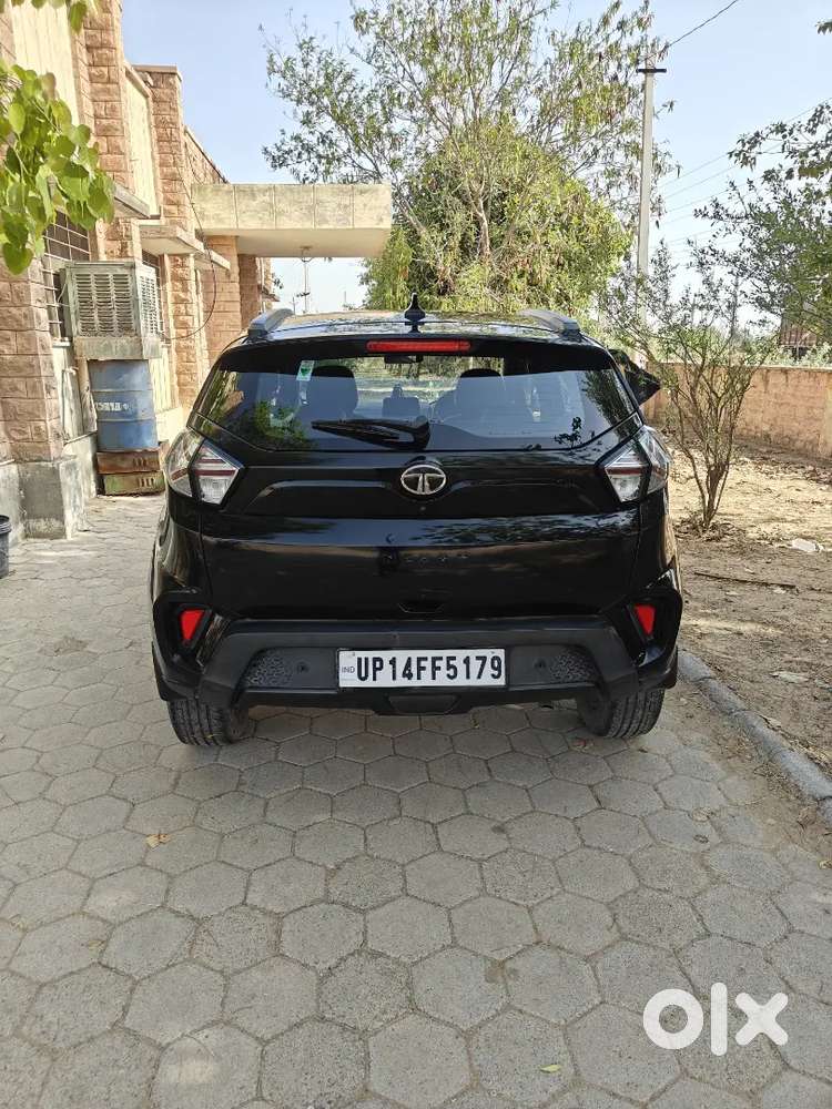 Tata Nexon Xza Hs Dark Edition Diesel Oct 2022 Modal Service Record