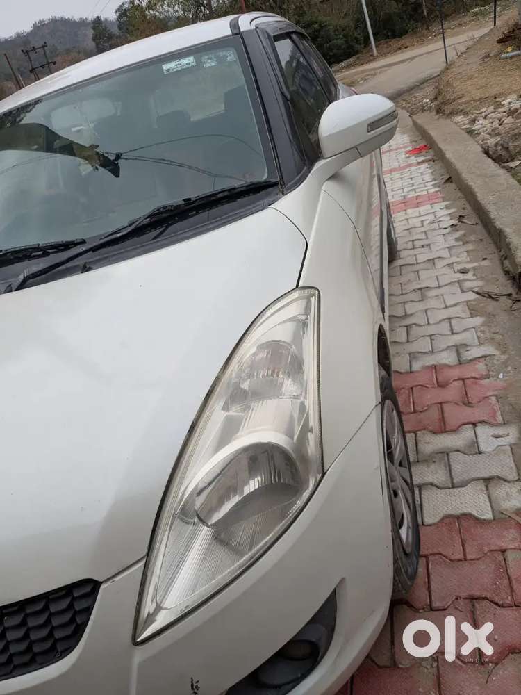 Swift Vxi Petrol Car 2013