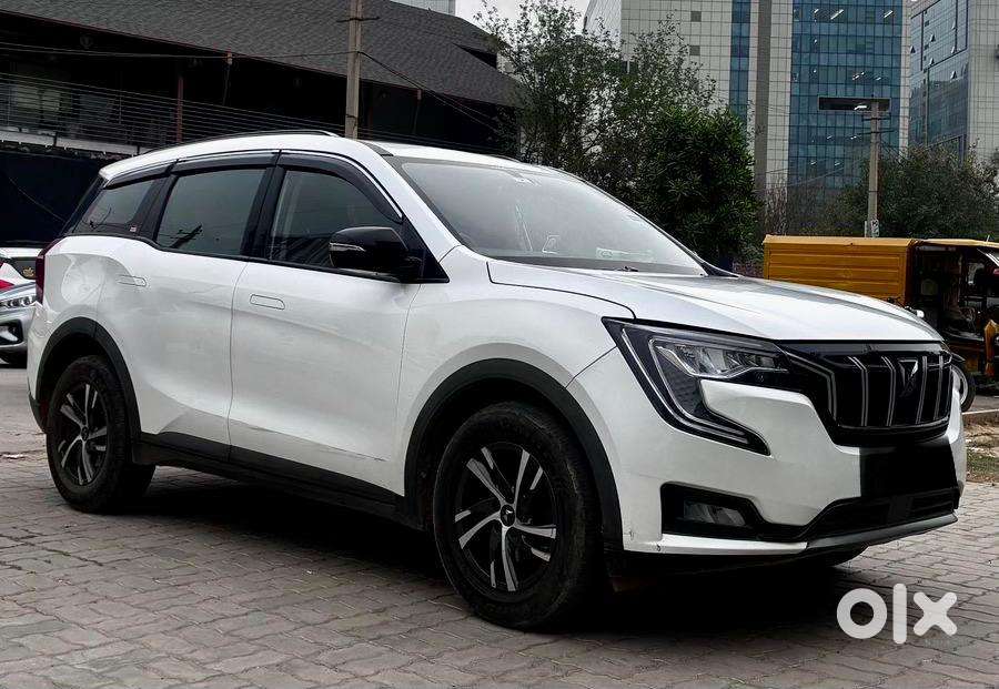 Automatic  Panoramic Sunroof  Excellent Condition  5 Seater