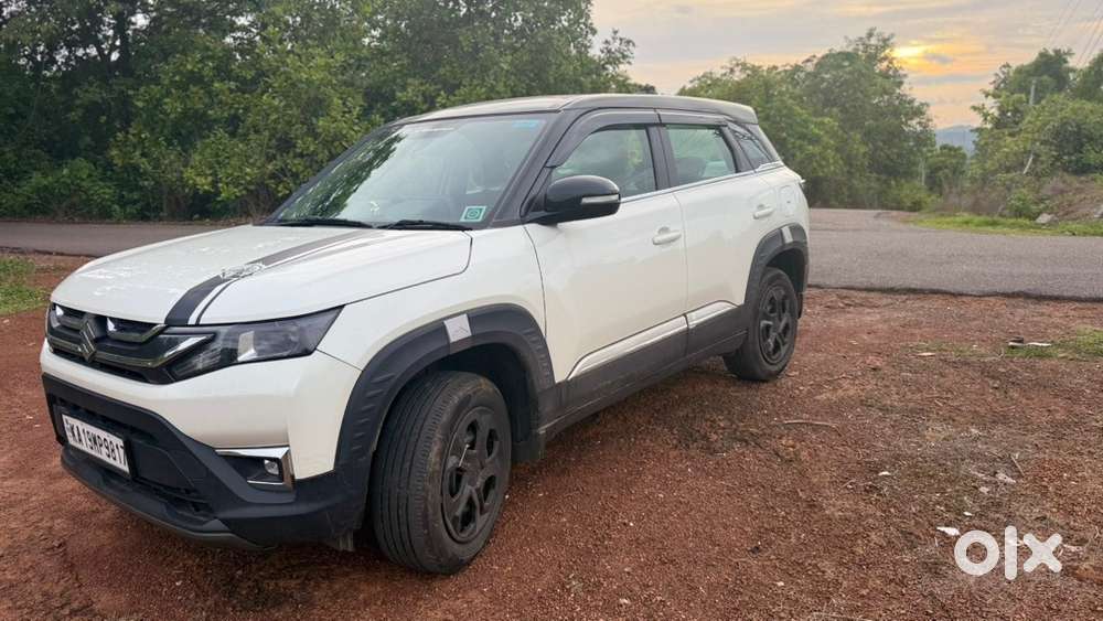 Maruti Suzuki Brezza 2024 Petrol Well Maintained