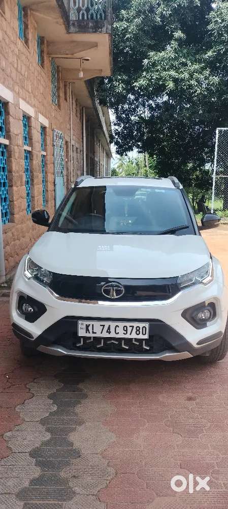 Tata Nexon 2023 Petrol