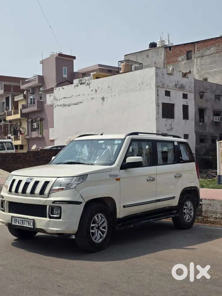 Mahindra Tuv 300 2016 Car