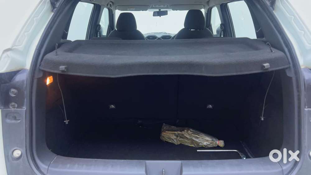 Nissan Magnite 1.0 Xv Premium Turbo Cvt, 2021, Petrol